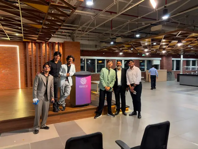 Jyotishman Das with Nitin Hariharan, COO of visarj.in